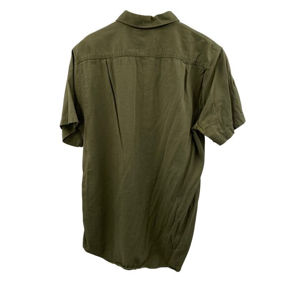 Buck Mason green short sleeve button down - Picture 5 of 6